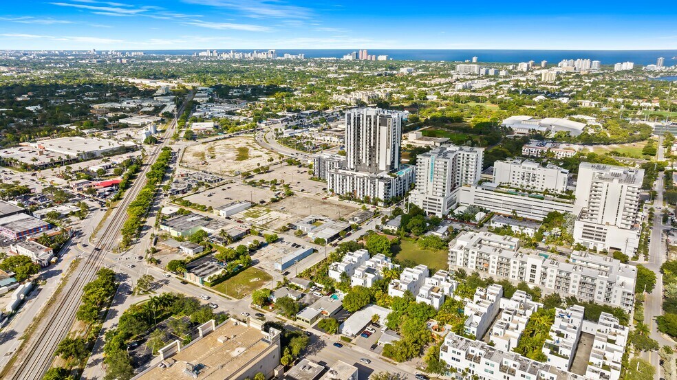 More Photos Of 736-738 NE 3rd Ave, Fort Lauderdale Storefront Retail Office For Sale