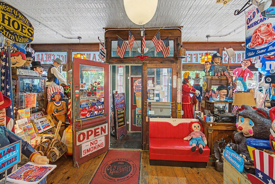 More Photos Of 219 MO-21, Caledonia Storefront Retail Residential For Sale