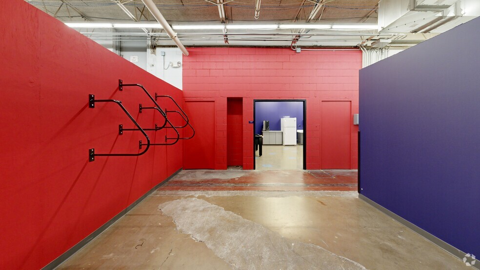 Primary Photo Of 1230 Macklind Ave, Saint Louis Warehouse For Lease