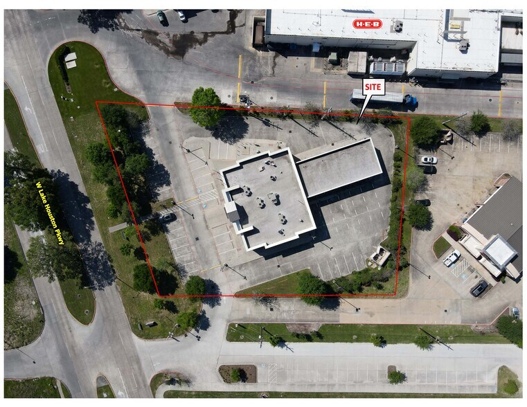 More Photos Of 19311 W Lake Houston Pky, Humble Bank For Lease