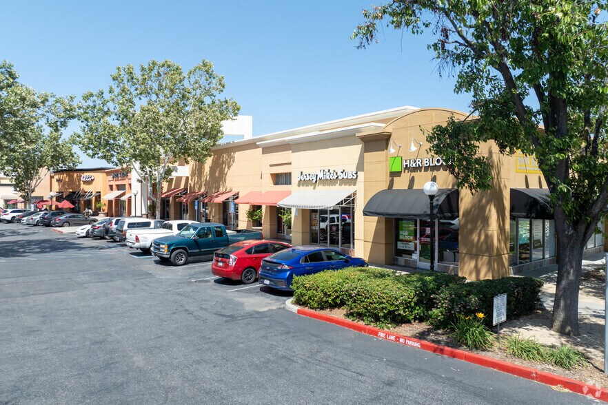 More Photos Of 830-878 Blossom Hill Rd, San Jose Unknown For Lease