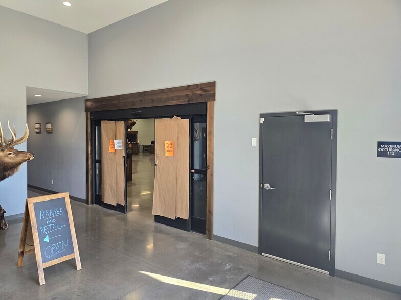 More Photos Of 870 N 2nd E, Rexburg General Retail For Lease