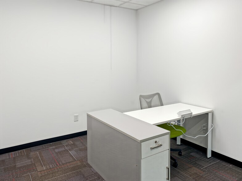 More Photos Of 350 E 1st Ave, Columbus Coworking Space