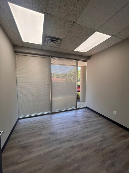 More Photos Of 1785 E Park Place Blvd, Stone Mountain Unknown For Lease