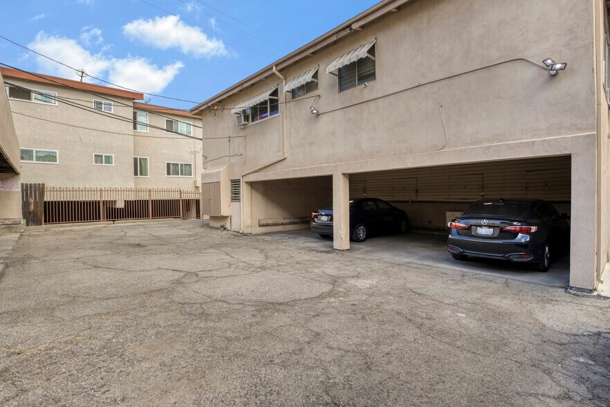 More Photos Of 1759 Winona Blvd, Los Angeles Apartments For Sale