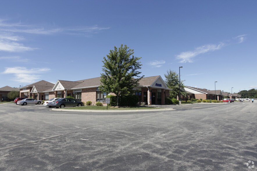 Primary Photo Of 820 E Terra Cotta Ave, Crystal Lake Office For Sale