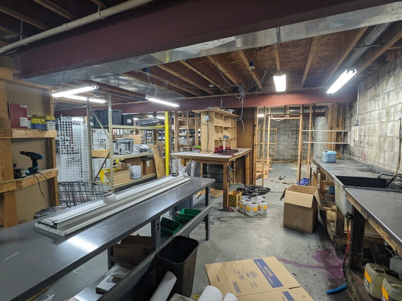 More Photos Of 3311 South Airport Rd, Traverse City Storefront Retail Office For Lease