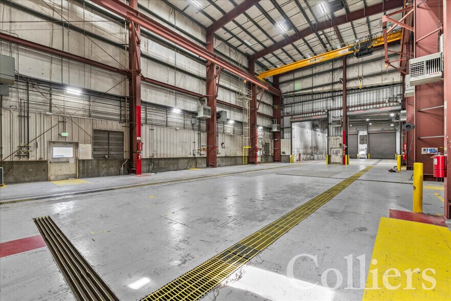 More Photos Of 4600 S Apple St, Boise Manufacturing For Lease