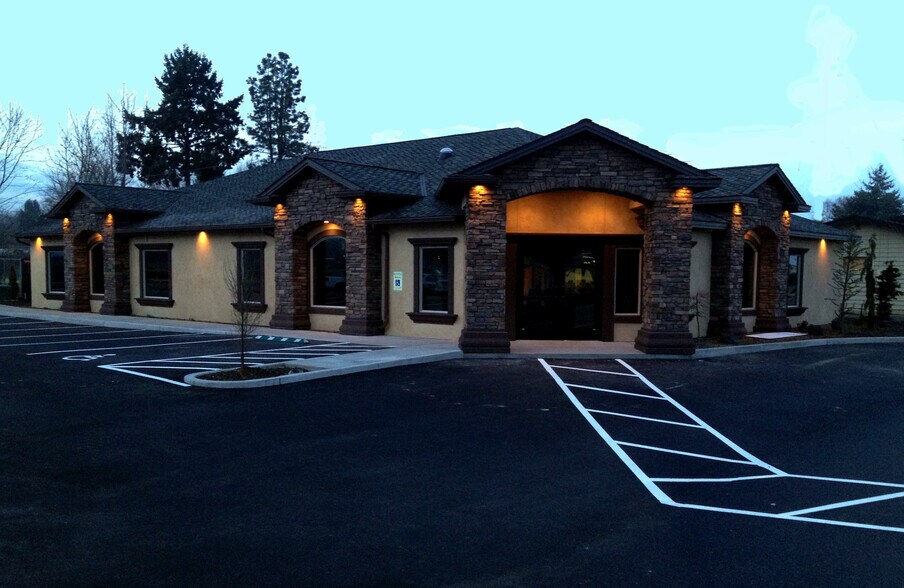Primary Photo Of 5861 W Clearwater Ave, Kennewick Office For Lease