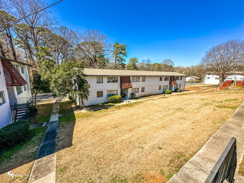 More Photos Of 4663 Waldrop Dr, Forest Park Apartments For Sale