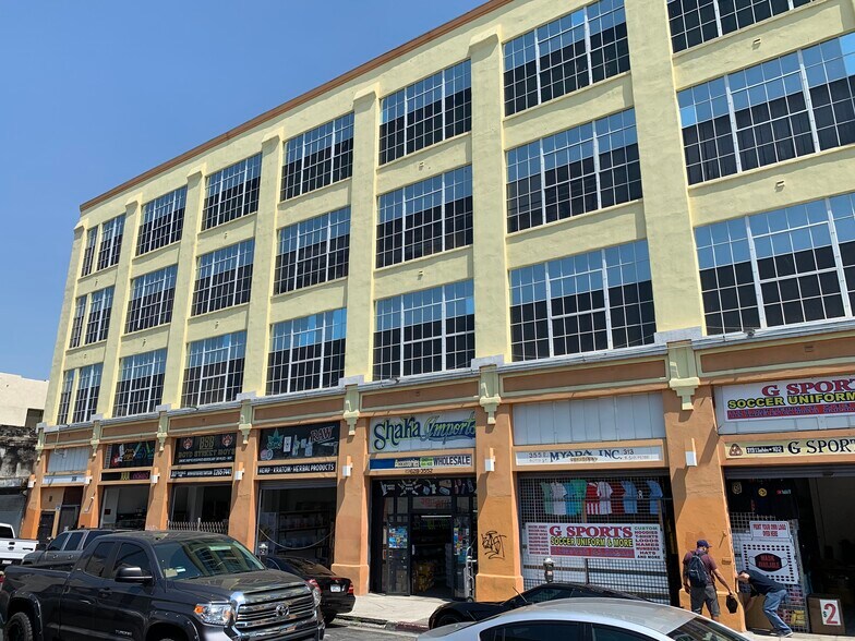More Photos Of 313 S San Pedro Ave, Los Angeles Warehouse For Lease