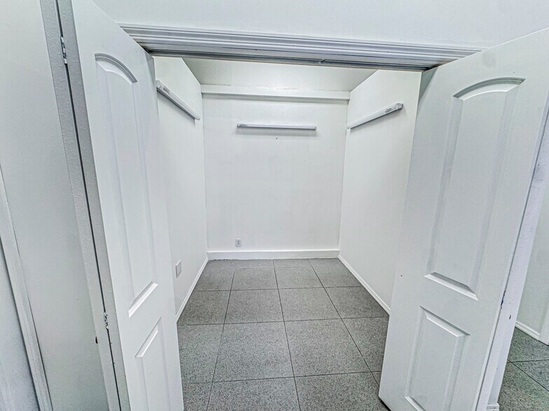More Photos Of 3000 Avenue K, Brooklyn Storefront Retail Residential For Lease