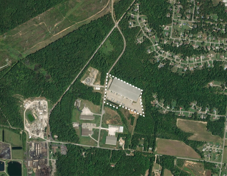 More Photos Of 1005 Industrial Park Dr, New Johnsonville Warehouse For Sale