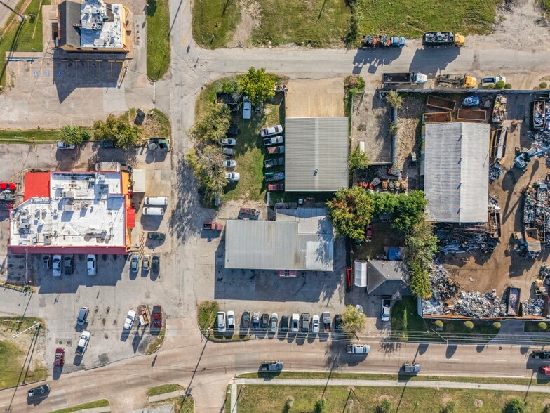 More Photos Of 1201 Preston Ave, Pasadena Auto Repair For Sale