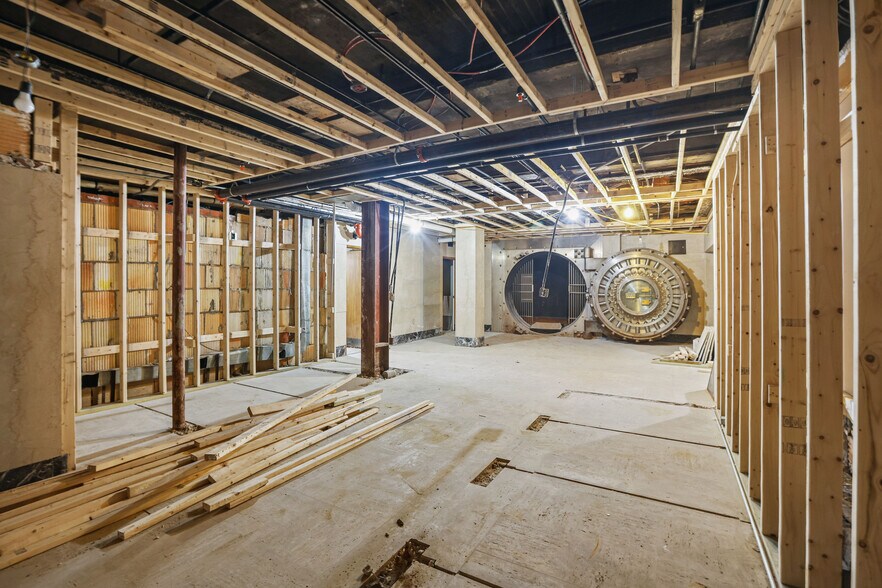 More Photos Of 216 Main St, Pawtucket Office For Sale