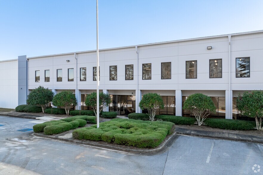 More Photos Of 2175 E Park Dr NE, Conyers Distribution For Lease