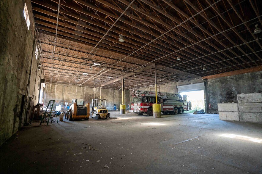 More Photos Of 1130 Eastern Ave, Malden Warehouse For Lease