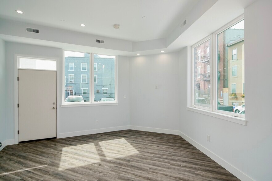 More Photos Of 2301 Frankford Ave, Philadelphia Apartments For Sale