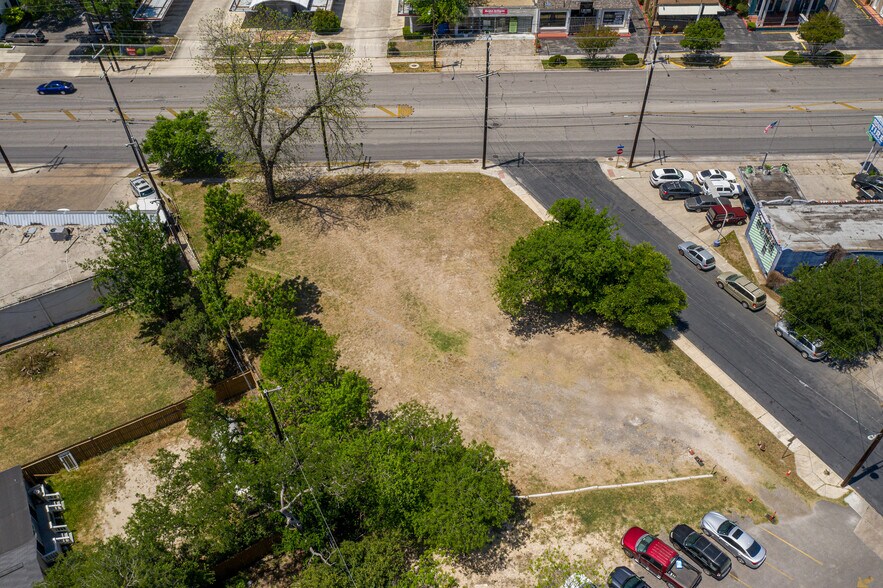 More Photos Of 3522 Broadway, San Antonio Land For Sale