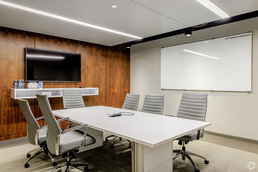 More Photos Of 518 17th St, Denver Office For Lease