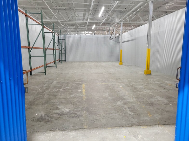 More Photos Of 724 Caledonia Rd, Toronto Warehouse For Lease