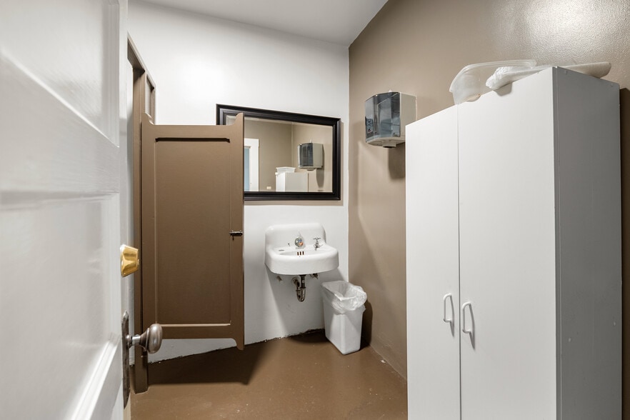 More Photos Of 161 Mill St, Grass Valley Freestanding For Sale