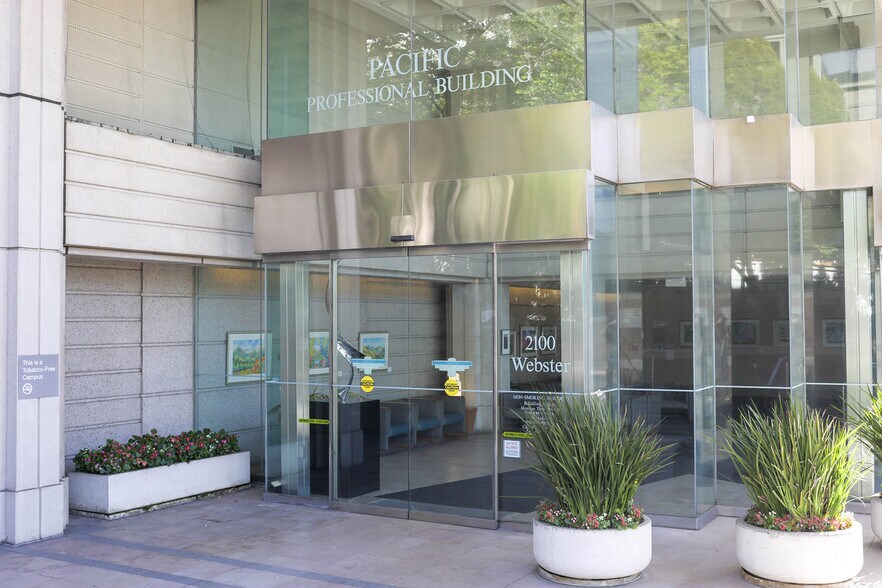 More Photos Of 2100 Webster St, San Francisco Medical For Lease