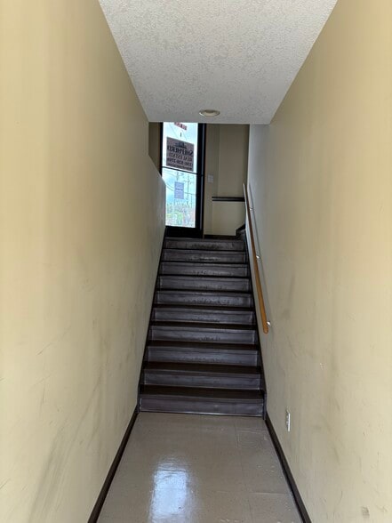 More Photos Of 529 Main St, North Wilkesboro Office For Sale