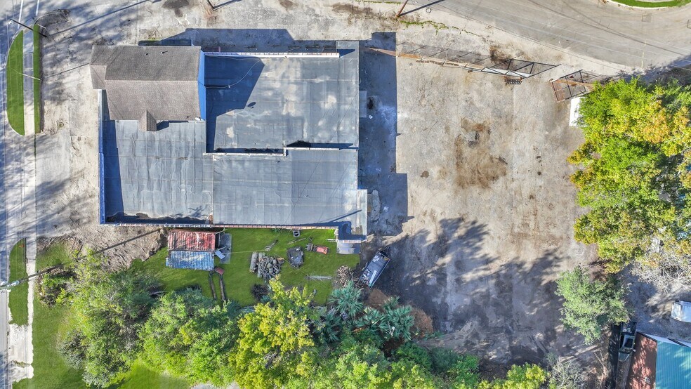 More Photos Of 4662 Rivers Ave, North Charleston Freestanding For Lease