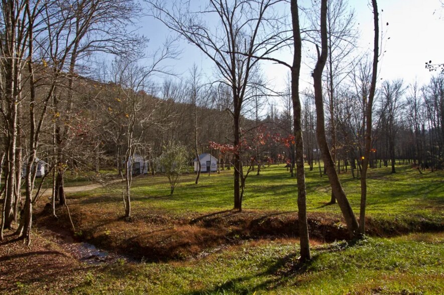 More Photos Of 391 Forest Service Rd, Blairsville Lodge Meeting Hall For Sale