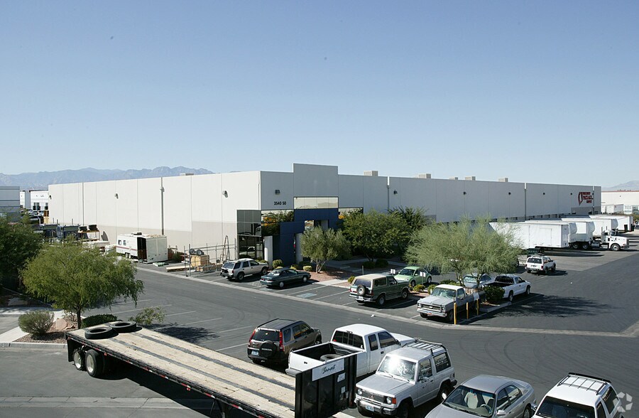 More Photos Of 3540-3550 Birtcher Dr, Las Vegas Warehouse For Lease