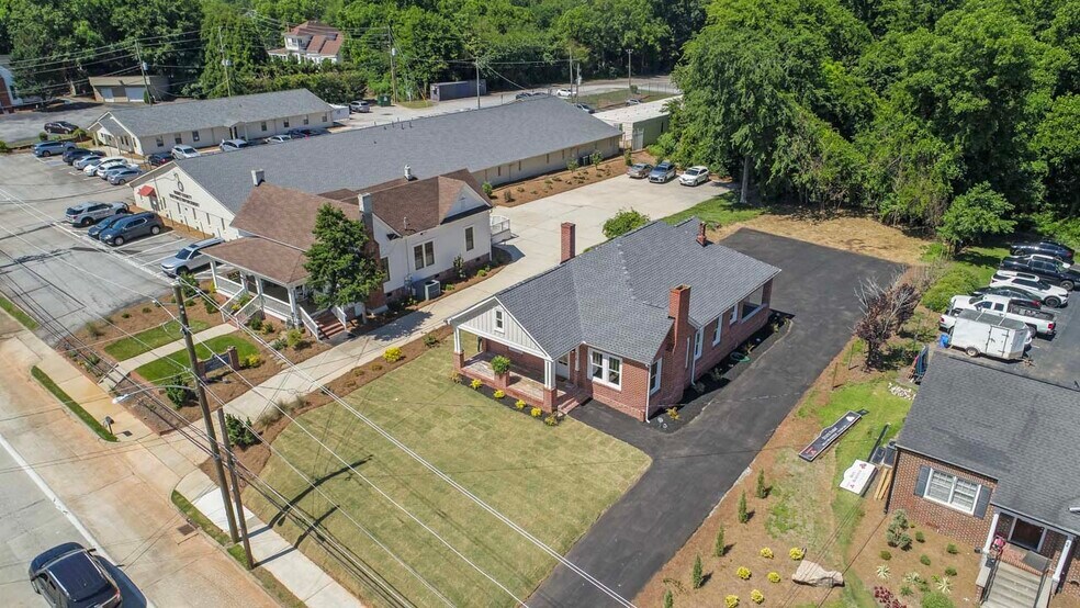 More Photos Of 56 Atlanta St, McDonough Office For Sale