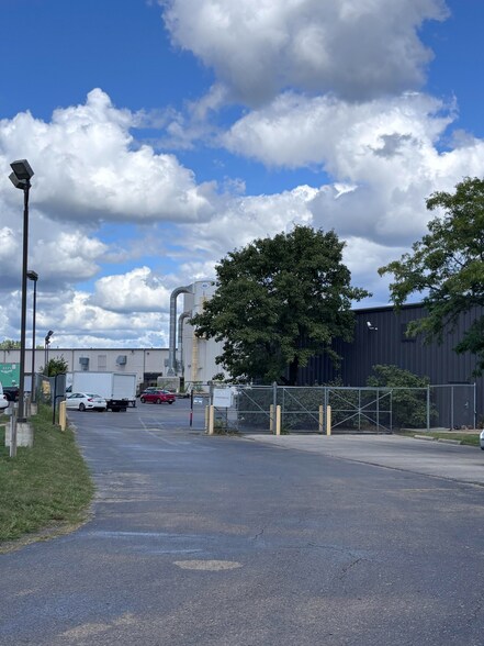 More Photos Of 4235 Leap Rd, Hilliard Distribution For Lease