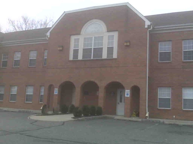 More Photos Of 1086-1092 Stelton Rd, Piscataway Medical For Lease