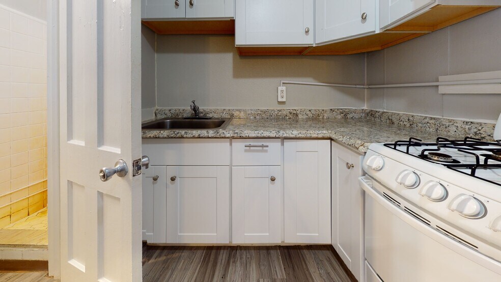 More Photos Of 8587-8615 Pontiac Lake Rd, White Lake Apartments For Sale