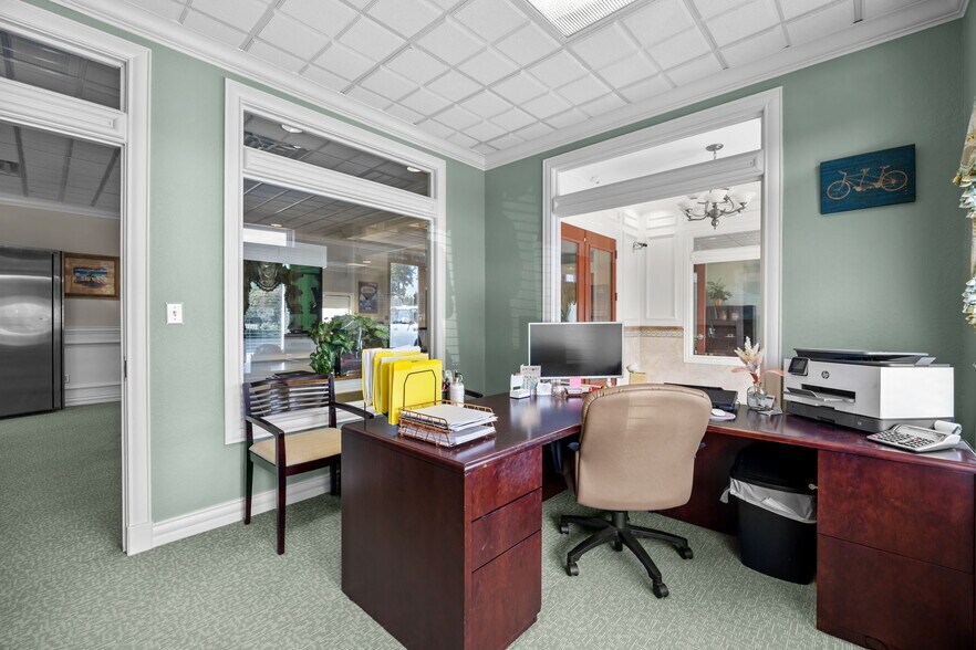 More Photos Of 8468 Caratoke Hwy, Powells Point Bank For Lease