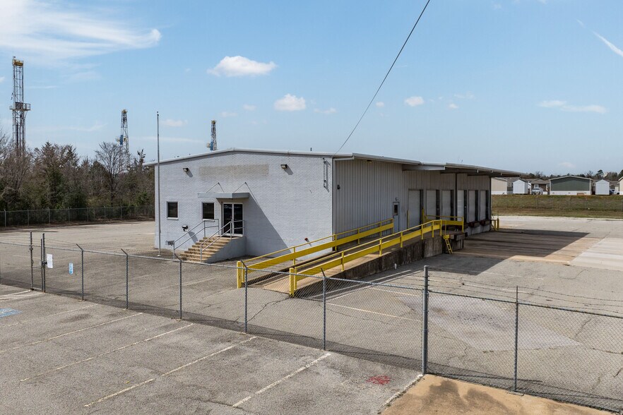 More Photos Of 12119 State Highway 155 N, Tyler Truck Terminal For Sale