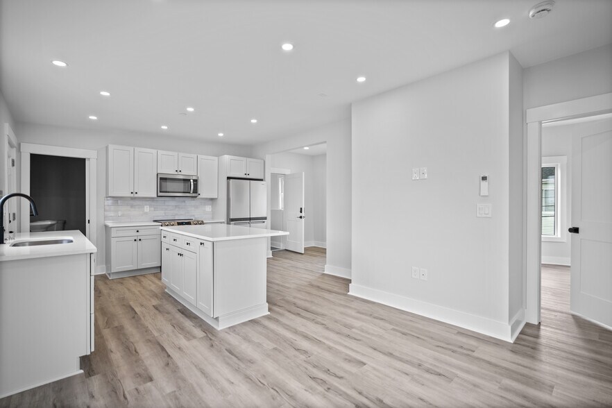 More Photos Of 6-8 Garfield Ave, Revere Apartments For Sale