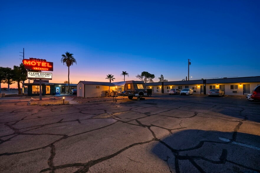 More Photos Of 1636 N Boulder Hwy, Henderson Hotel For Sale