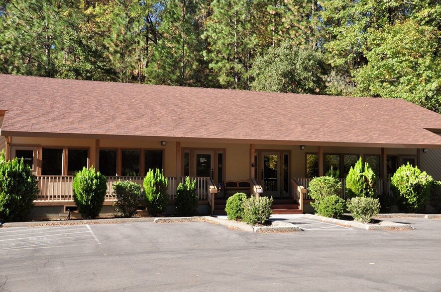 Primary Photo Of 2810 Coloma St, Placerville Office For Lease