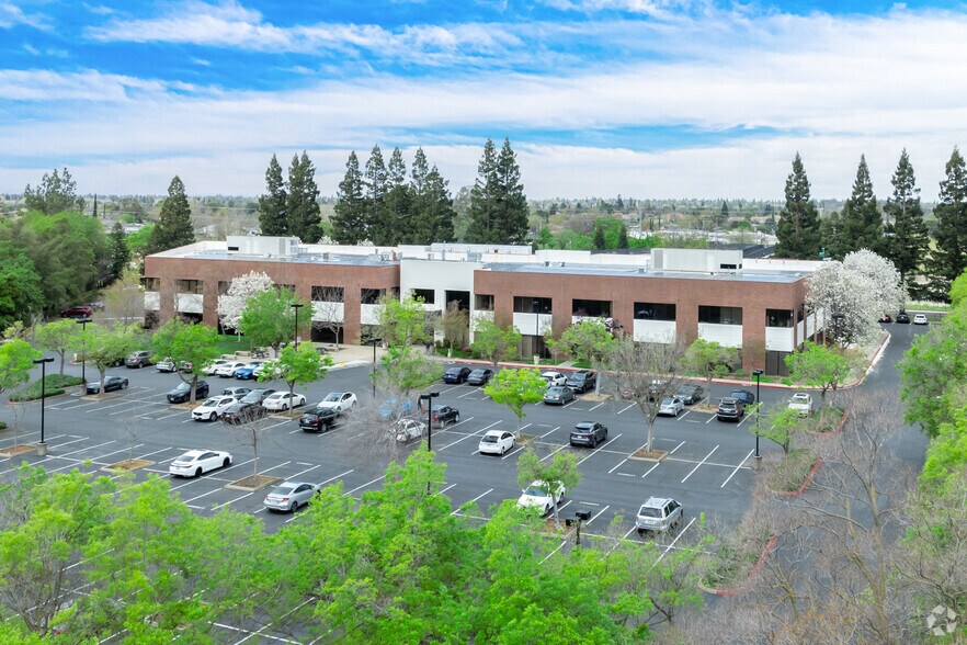 More Photos Of 10540 White Rock Rd, Rancho Cordova Office For Lease
