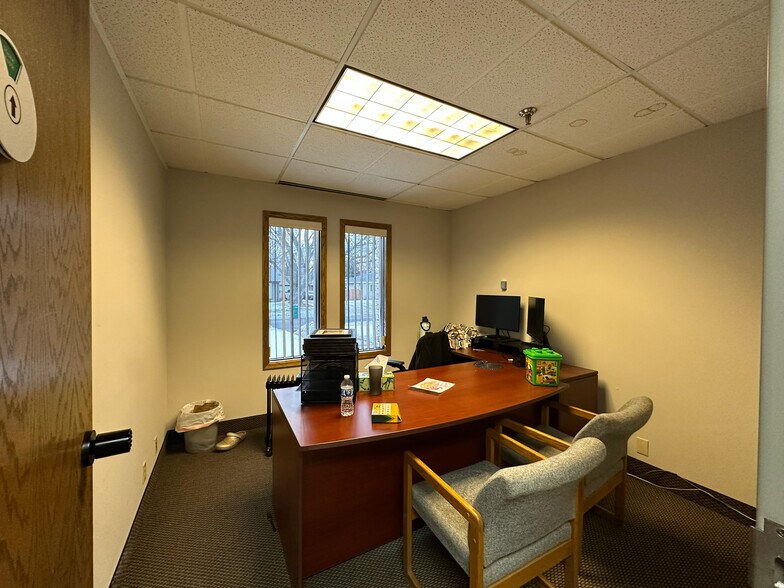 More Photos Of 8053 E Bloomington Fwy, Bloomington Medical For Sale