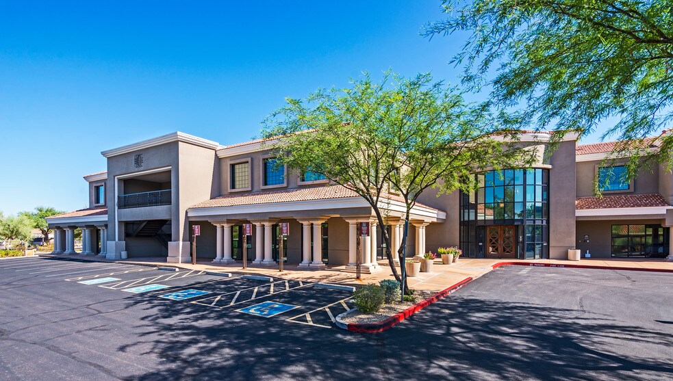 More Photos Of 8700 E Vista Bonita Dr, Scottsdale Medical For Lease