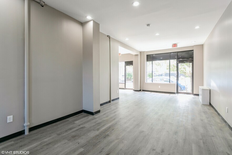 More Photos Of 16-21 New St, Hewlett Apartments For Lease