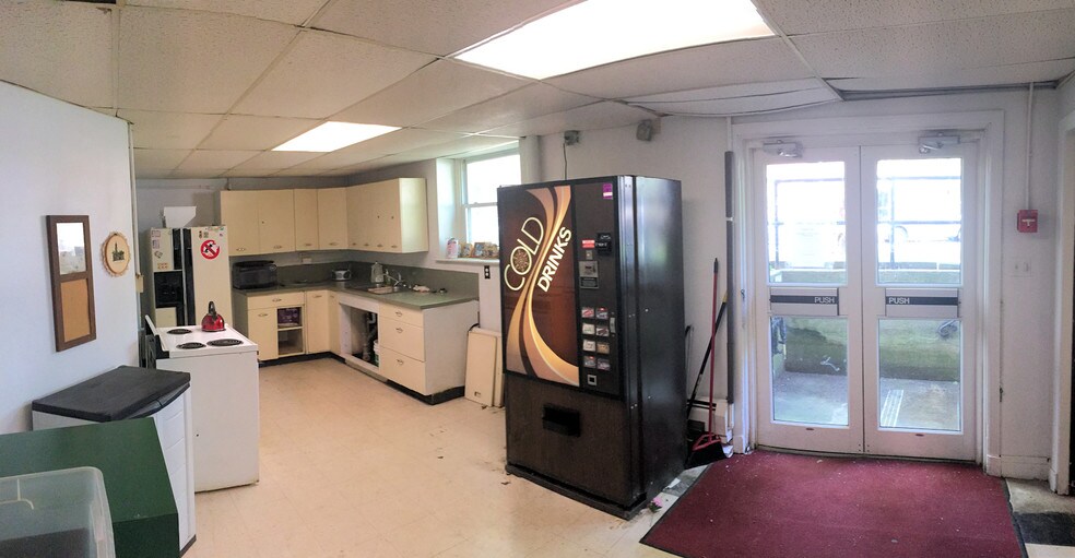 More Photos Of 6903 Mornington Rd, Baltimore Religious Facility For Sale