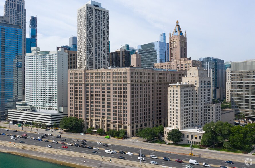 More Photos Of 680 N Lake Shore Dr, Chicago Medical For Lease