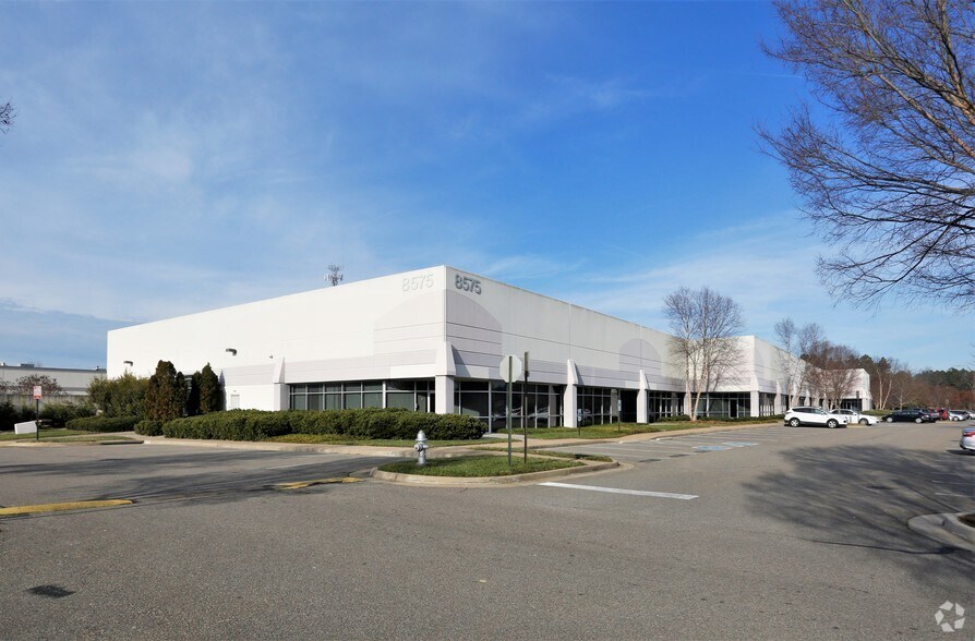 More Photos Of 8575 Magellan Pky, Richmond Research And Development For Lease