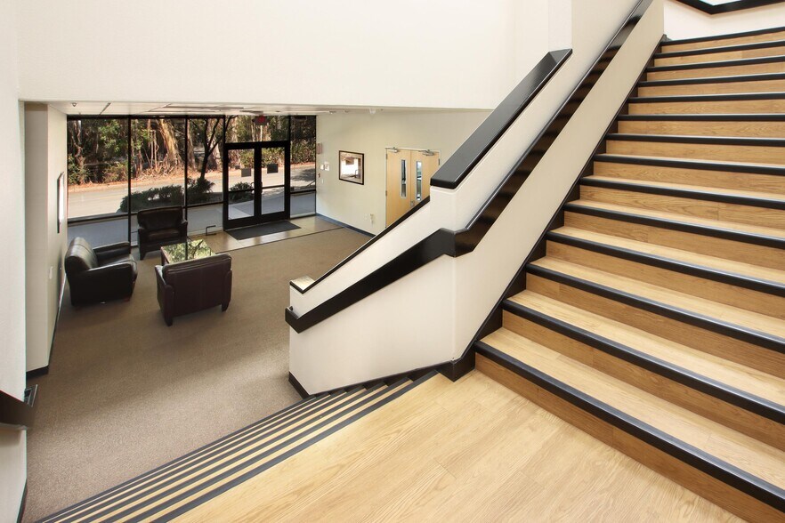 More Photos Of 1700 Green Hills Rd, Scotts Valley Office For Lease