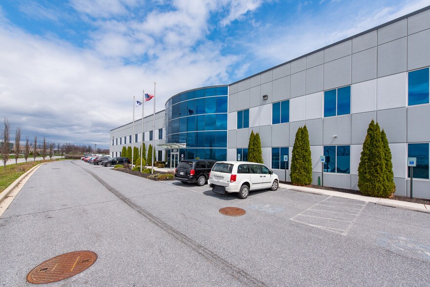 More Photos Of 1231 Tech Ct, Westminster Manufacturing For Sale