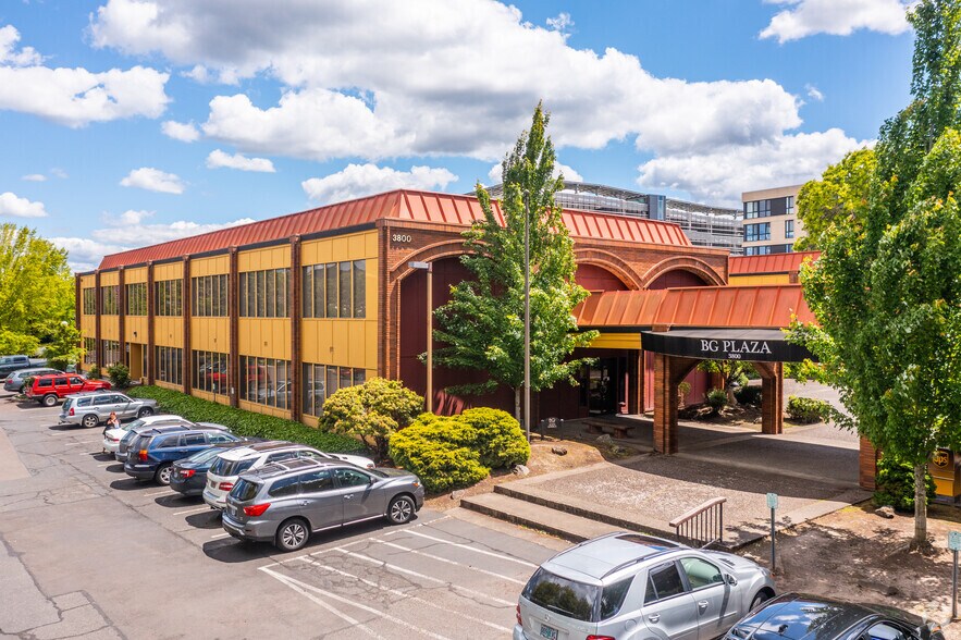 More Photos Of 3800 SW Cedar Hills Blvd, Beaverton Office For Lease
